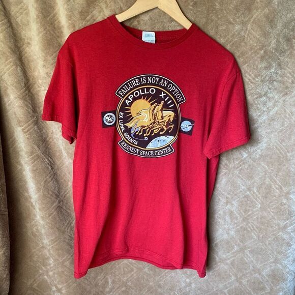Apollo 13 NASA Tee Men’s M Red Space Shirt Sciencecore - Picture 1 of 12